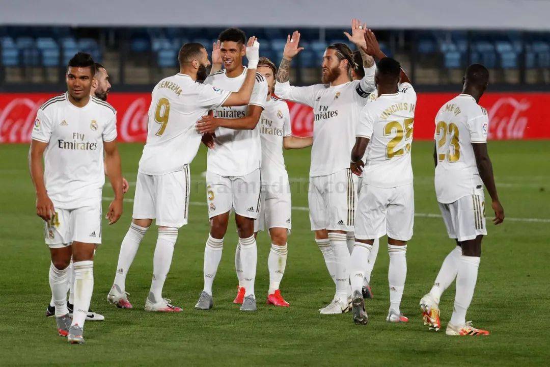 足协杯决赛，北京国安主帅拉米罗选择带球队核心球员...