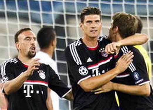 FIFA官方：C罗因直红被禁赛3场，剩余两场被缓期一年执行