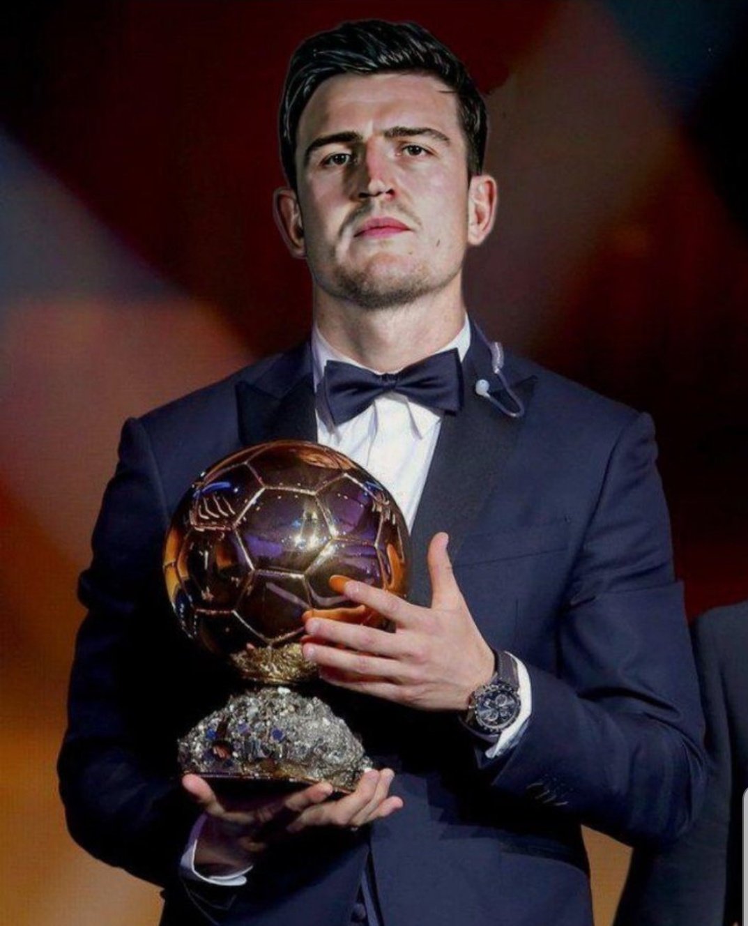 34胜2平，拜仁欧冠小组／联赛阶段主场36场不败（拜仁欧冠小组／联赛阶段主场36战不败，战绩34胜2平）